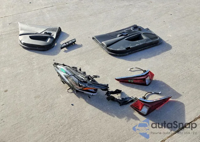 58AEZ1B1XLU070064: 78727455