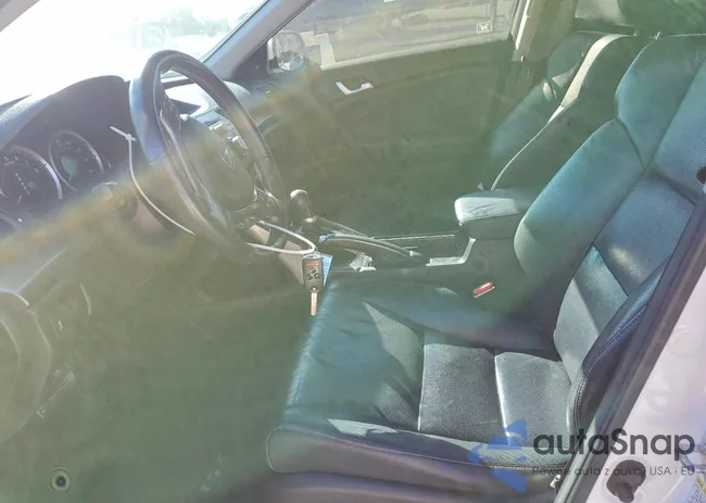 JH4CU2F45CC028742: 76393205