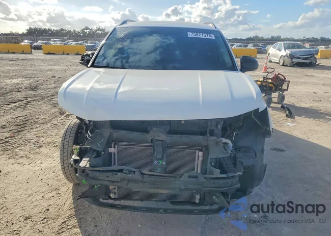 3VVCX7B28NM066561: 75921515