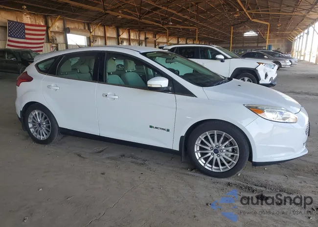 1FADP3R46GL255819: 76057015