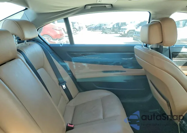 WBAKB4C57CC576816: 79313155