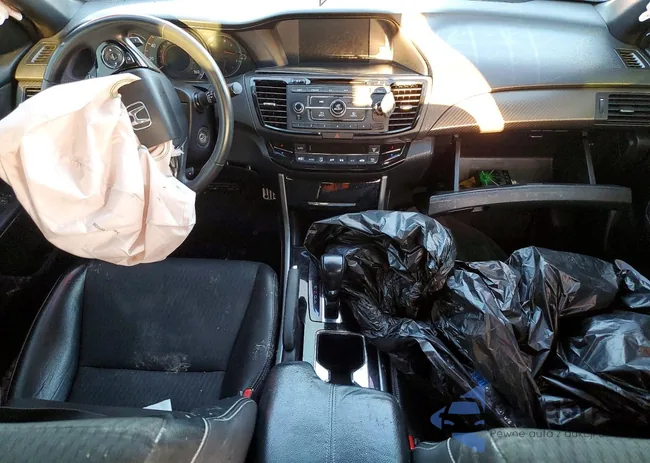 1HGCR2F51GA138380: 76195705