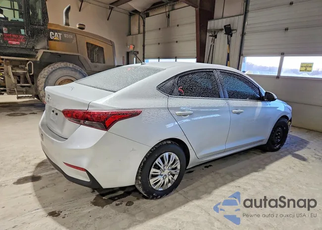 3KPC24A60ME144324: 75718935