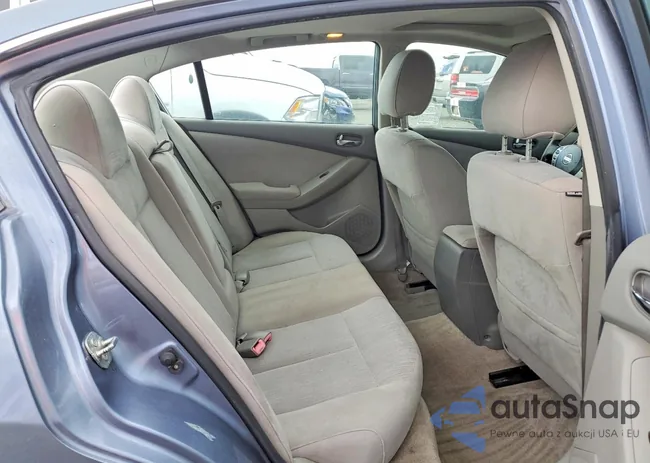 1N4AL2AP0CN409048: 77845845