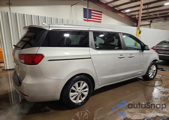 KNDMB5C11F6021524: 77355655