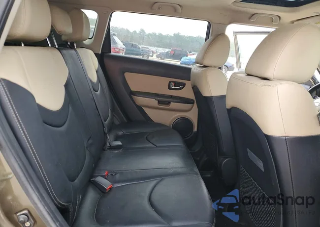 KNDJT2A62C7471623: 78042105