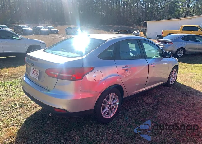 1FADP3FE2JL201521: 77581585