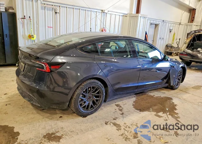 5YJ3E1EBXRF736764: 76668165