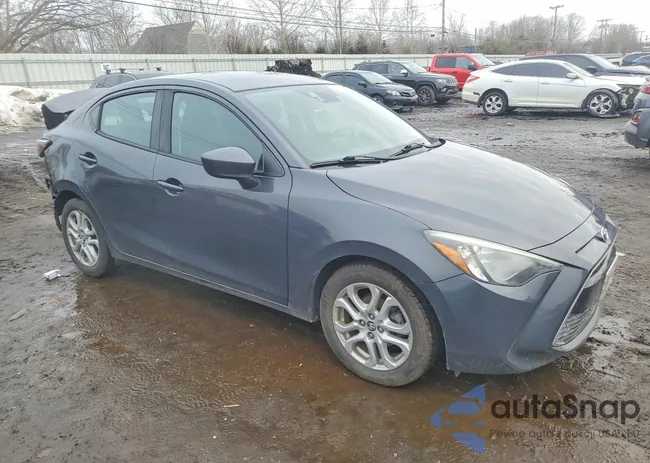 3MYDLBYV6HY192953: 77744935