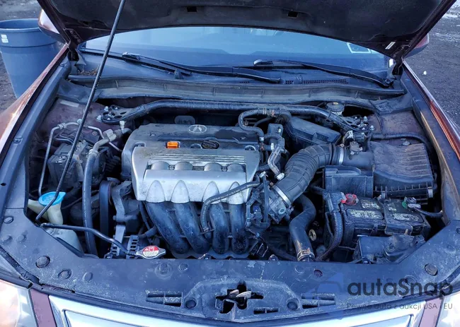 JH4CU2F68BC014950: 75865935