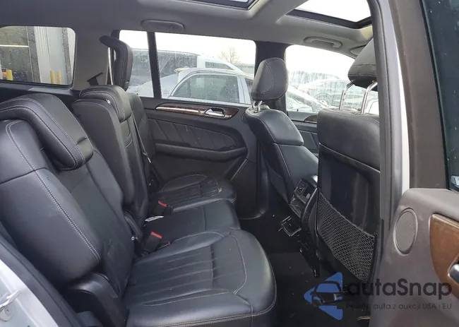 4JGDF6EE3GA690995: 75950165