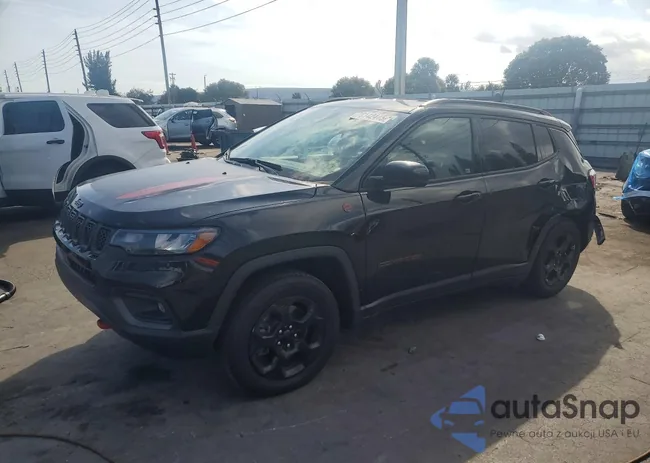 3C4NJDDN9PT534725: 78142445