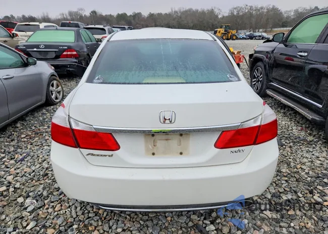 1HGCR2F35EA167893: 73670945