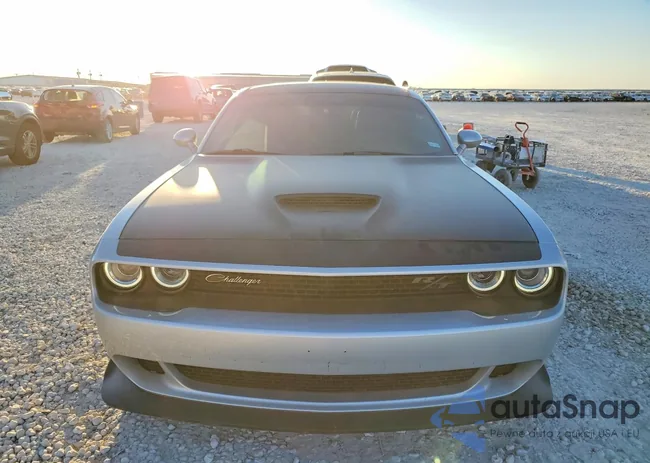 2C3CDZFJ6PH680910: 75876335