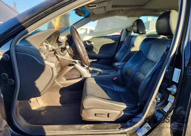 JH4CU2F62BC009727: 76283545