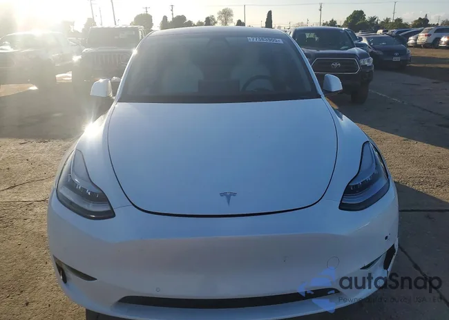 5YJYGDEE2LF056635: 77383905