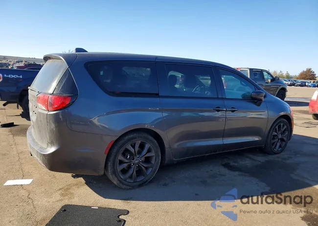 2C4RC1FG0JR194108: 76428985