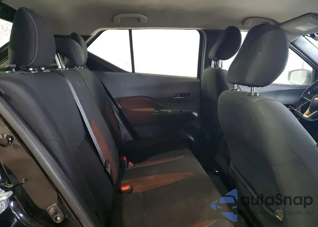 3N1CP5CU5KL556639: 75656075