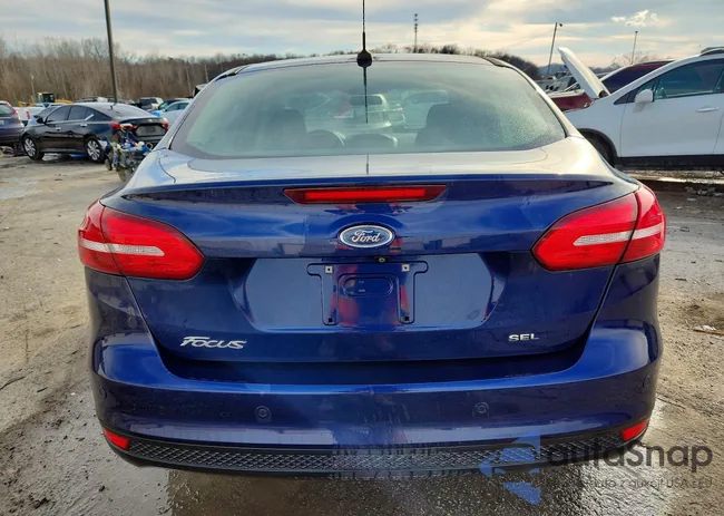 1FADP3H2XHL220153: 77716495