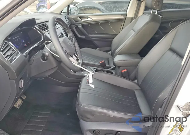 3VV2B7AX4NM040594: 76630285