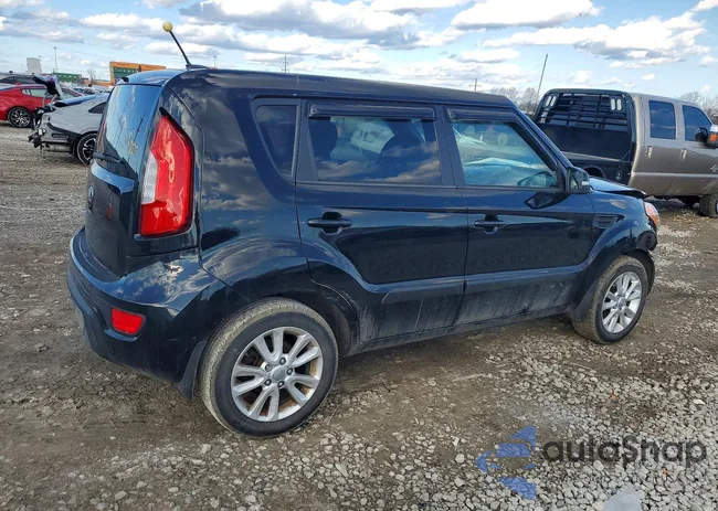 KNDJT2A67D7751426: 79092675