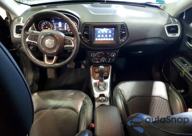 3C4NJDBB7JT342493: 75421135