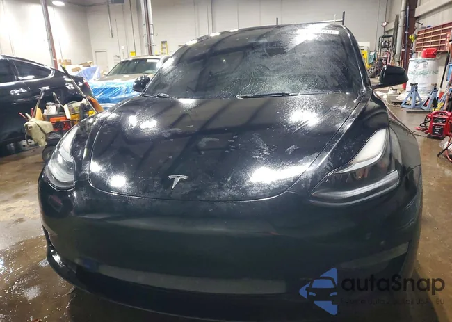 5YJ3E1EB6NF196341: 75851595