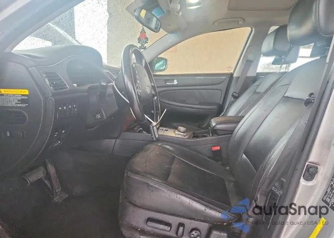 KMHGC4DE3BU122913: 74859835