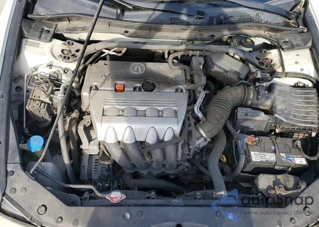 JH4CW2H65BC000737: 75815675