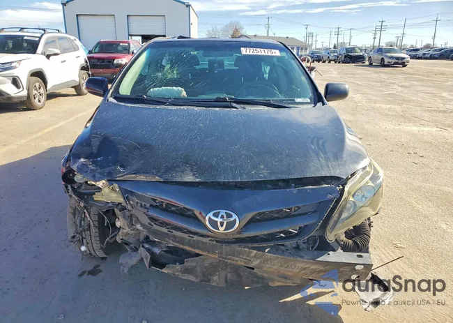 2T1BU4EE2CC833530: 77251175