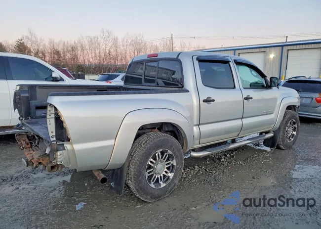 3TMLU42N89M031203: 77352805