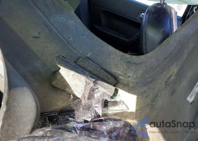 1FAHP3HN2AW104963: 76744335