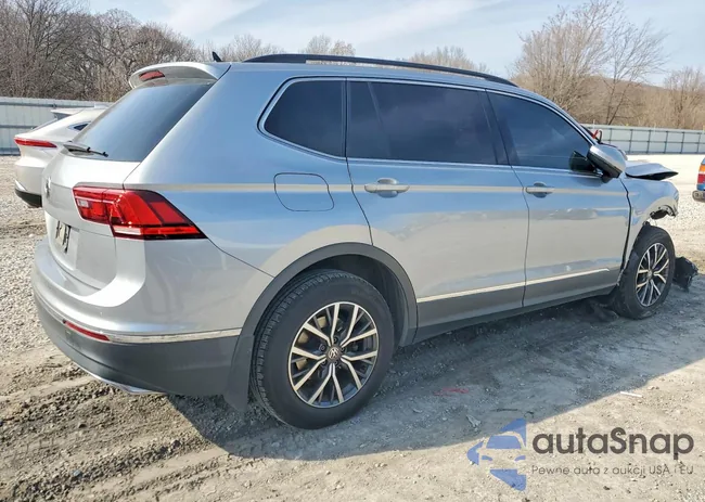 3VV3B7AX7LM053874: 76478225