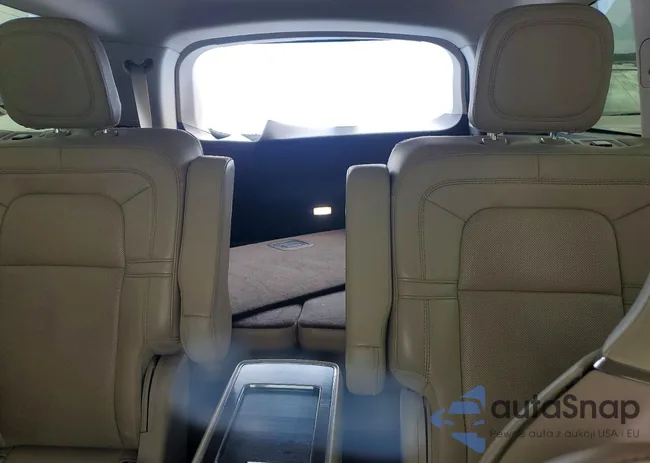 5LM5J7XC6LGL21976: 77863015