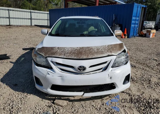 2T1BU4EE7DC968147: 77385465