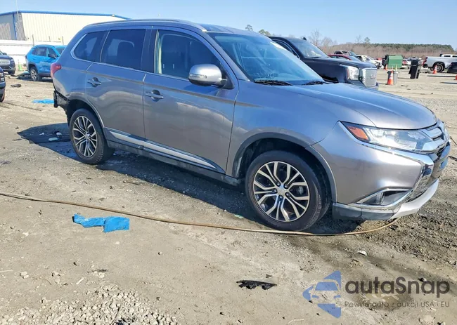 JA4AD3A35JZ044313: 76549095