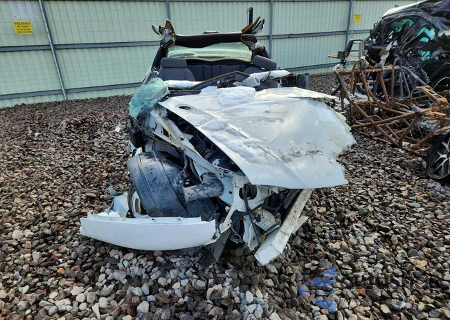 1FALP42XXTF227097: 76172775