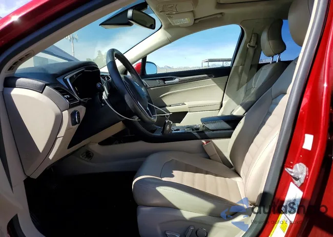 3FA6P0H99HR276509: 77242555