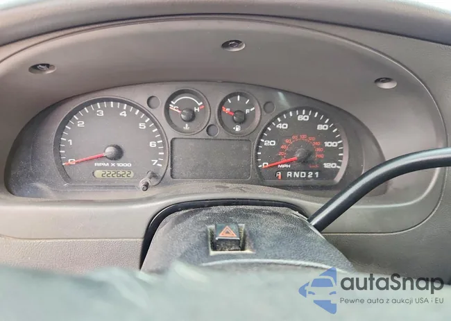 1FTKR4EE8APA69134: 75500185