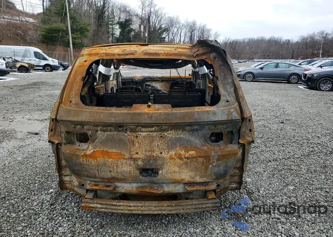 1C4SDJCT8HC661360: 76616355