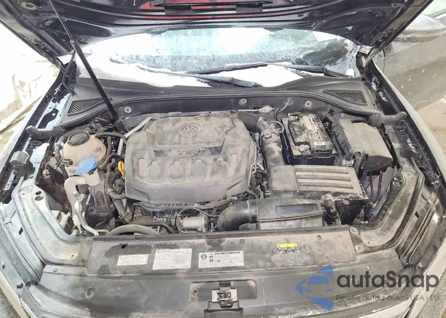 1VWBA7A31JC052158: 74949385