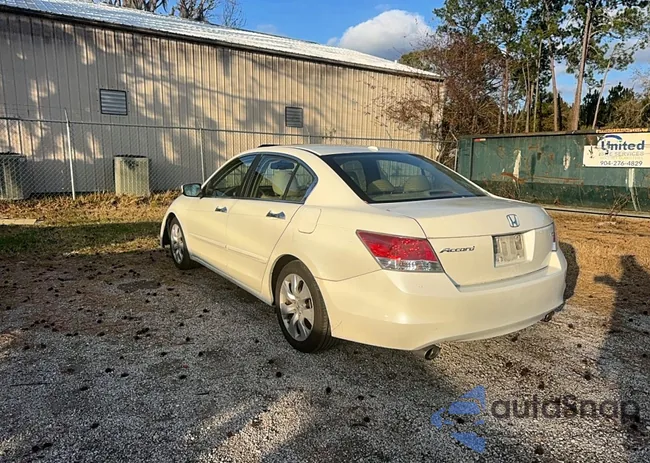 1HGCP36818A033734: 76652675