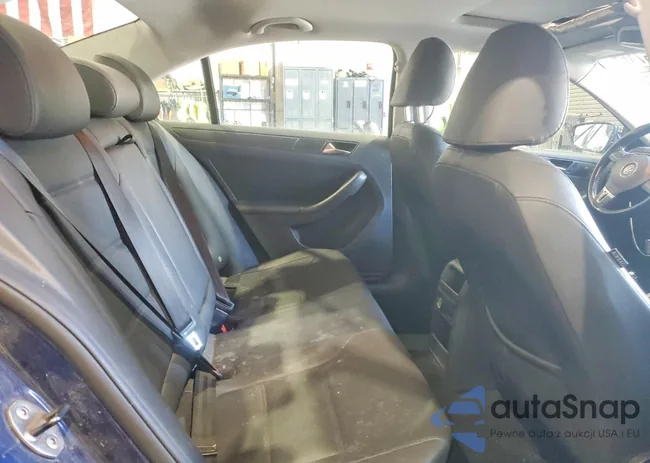 3VWDZ7AJ9BM017416: 77757165