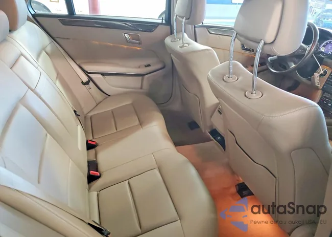 WDDHF8HB2AA094079: 76115745