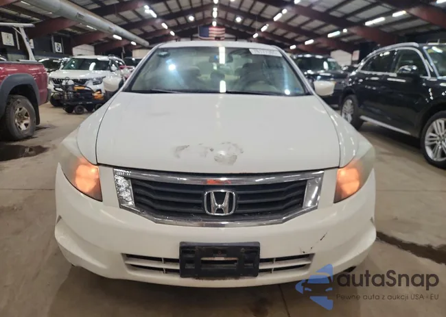 1HGCP26348A162260: 76177305