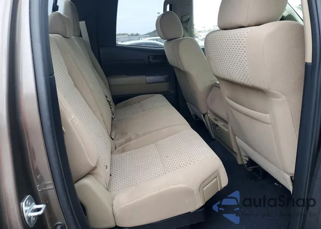 5TFUM5F19DX040528: 77722755