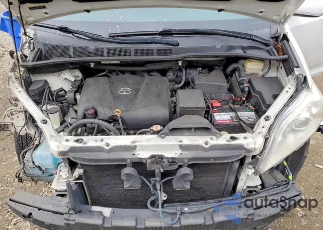 5TDKZ3DC6JS922890: 79098195