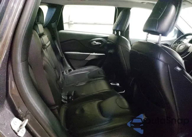 1C4PJMDN8KD179151: 76509885