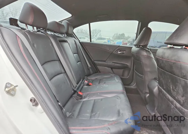 1HGCR2F16HA160535: 77782065