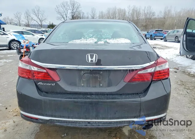 1HGCR2F30HA057984: 76018795